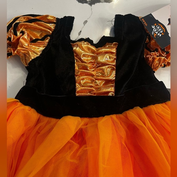 Toddler Witch Costume 3t NWT - Picture 2 of 2